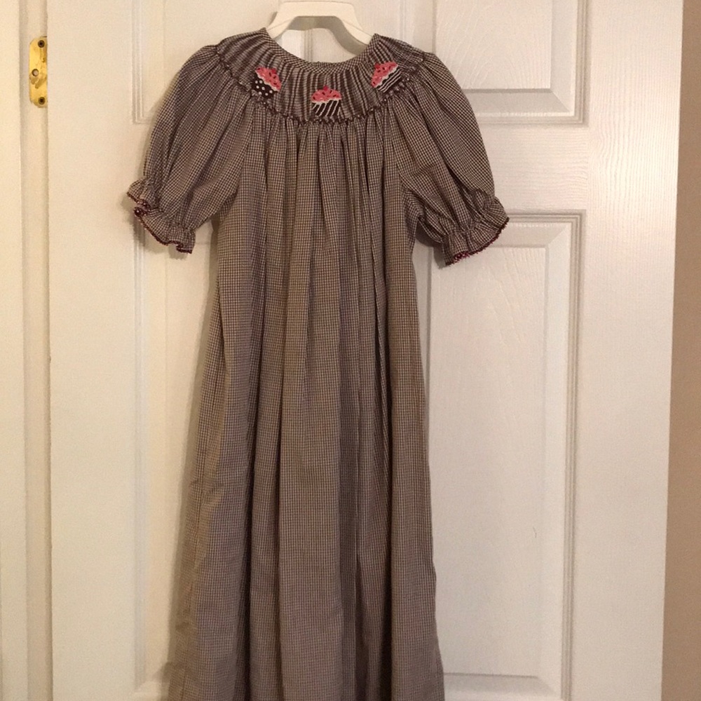 Smocked dress size 6X. Amanda Remembered